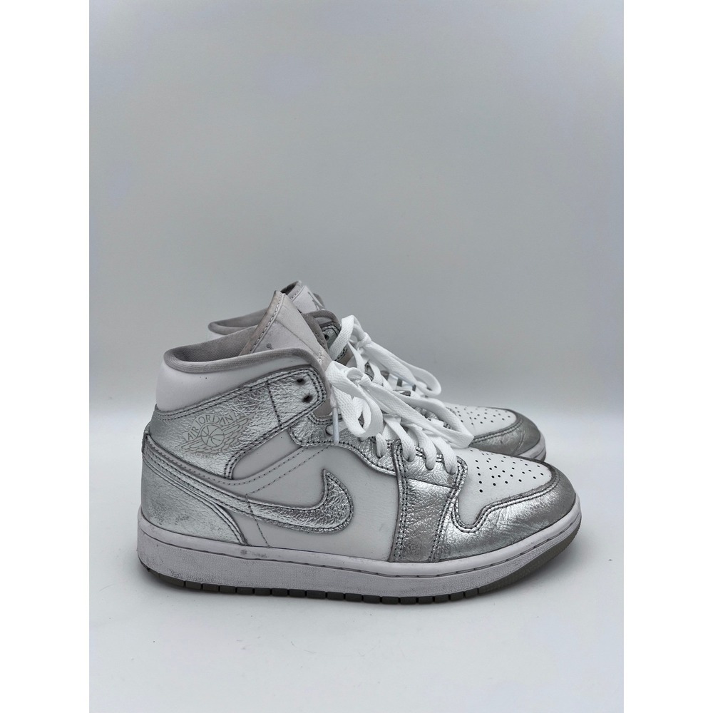Nike Air Jordan 1 Mid‎ Metallic Silver White Womens Sneakers FN5031-100 US 7.5